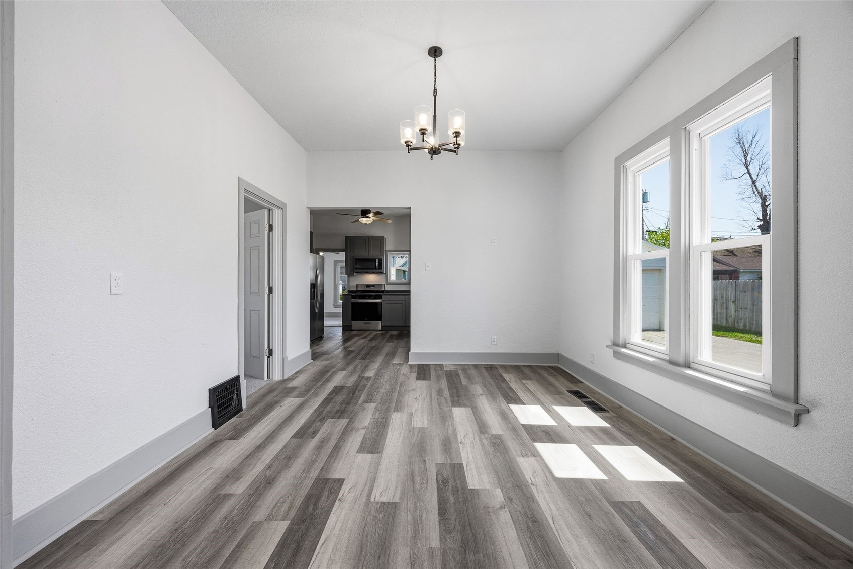 937 8th Street Marion IA 52302