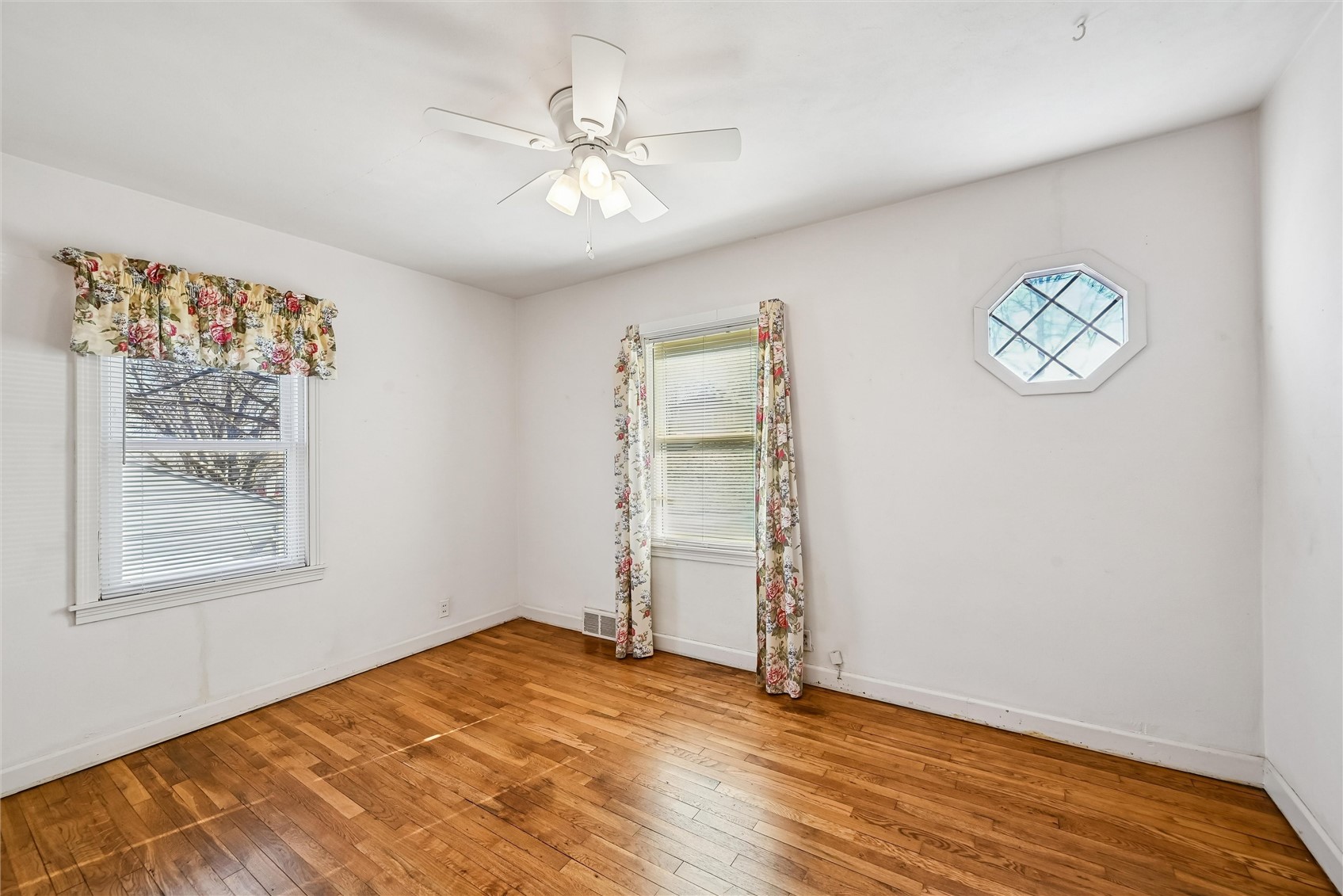 3008 Henderson Avenue SE Cedar Rapids IA 52403