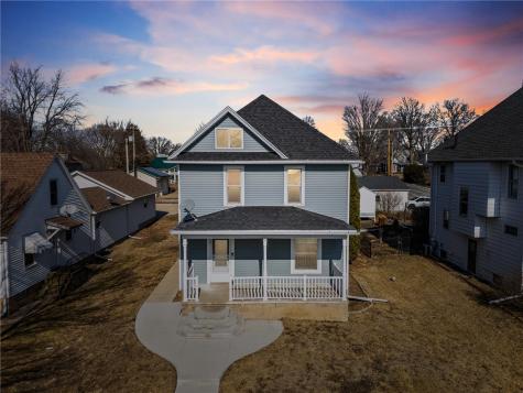 406 E South Street Mechanicsville IA 52306