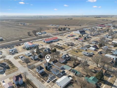 406 E South Street Mechanicsville IA 52306