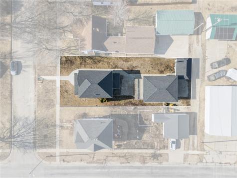 406 E South Street Mechanicsville IA 52306