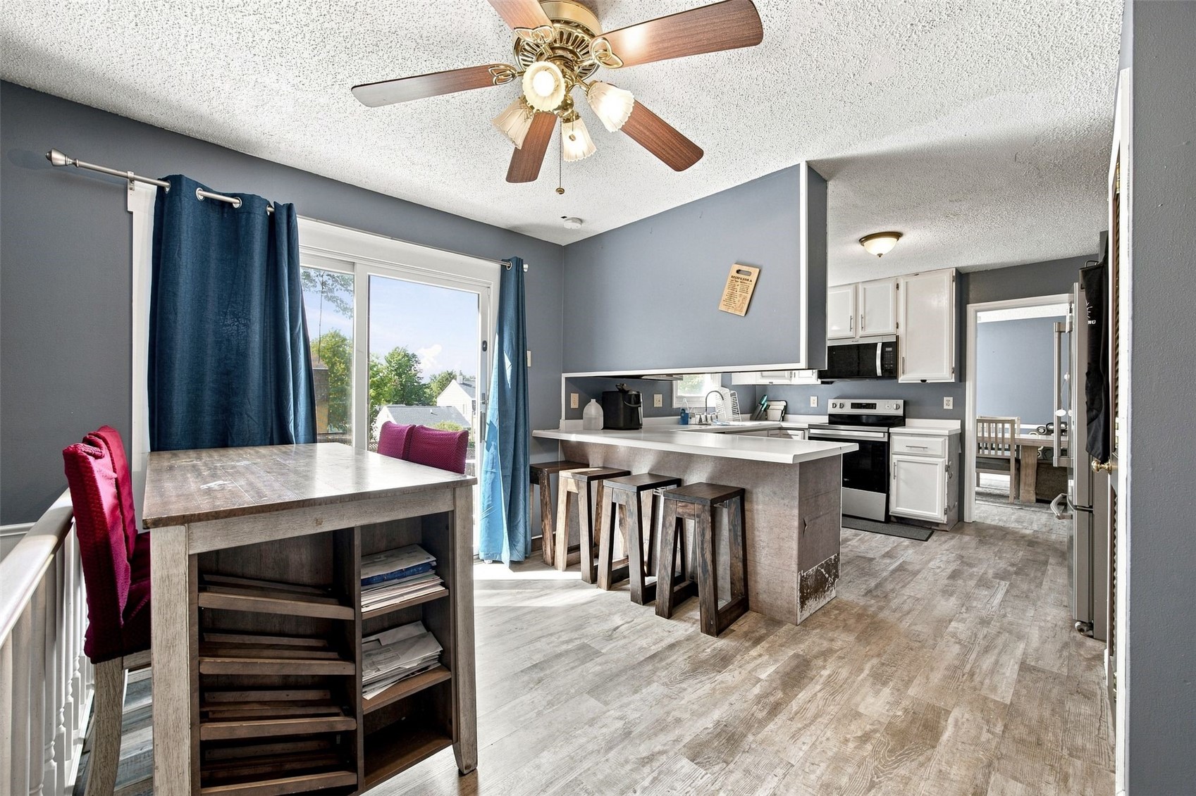 6921 Larkwood Drive NE Cedar Rapids IA 52402