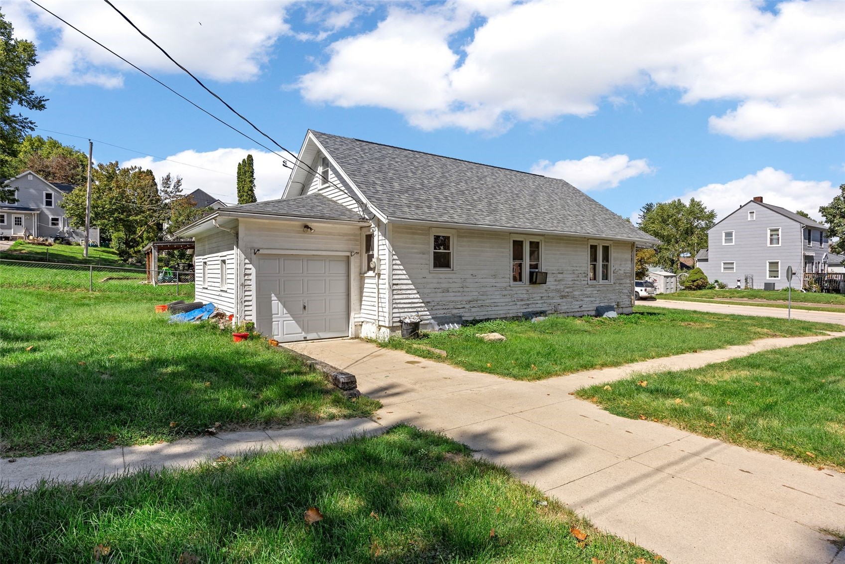 207 E 2nd Street Anamosa IA 52205