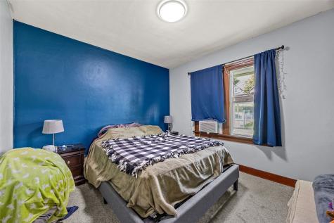 207 E 2nd Street Anamosa IA 52205