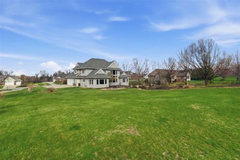 2502 River Run Court Cedar Rapids IA 52411