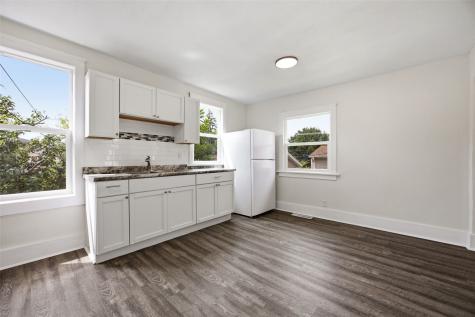 1311 K Avenue NE Cedar Rapids IA 52402