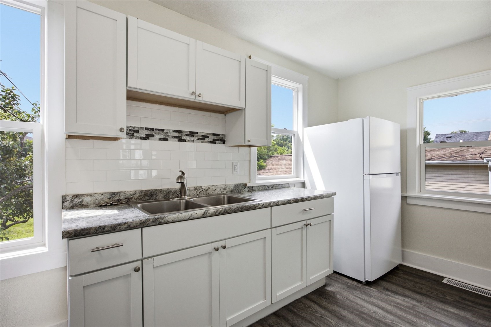1311 K Avenue NE Cedar Rapids IA 52402