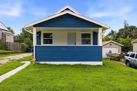 1311 K Avenue NE Cedar Rapids IA 52402