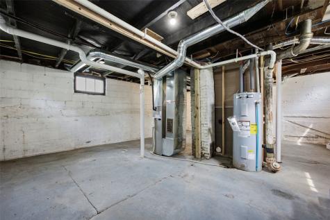 1311 K Avenue NE Cedar Rapids IA 52402