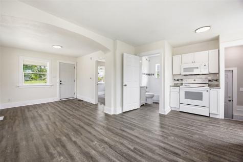 1311 K Avenue NE Cedar Rapids IA 52402