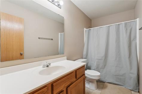 6410 Windy Meadow Lane NE Cedar Rapids IA 52411