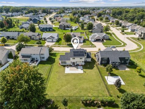 6410 Windy Meadow Lane NE Cedar Rapids IA 52411