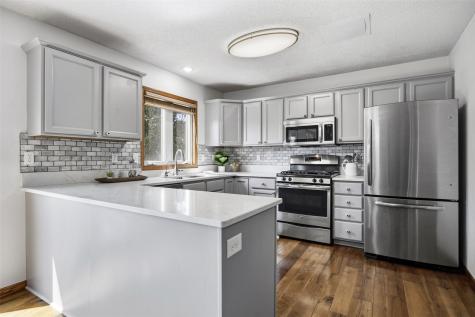 1748 Parkway Drive Coralville IA 52241