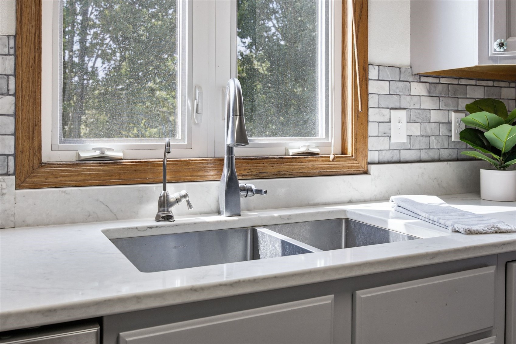 1748 Parkway Drive Coralville IA 52241