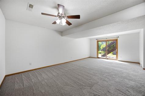 1748 Parkway Drive Coralville IA 52241
