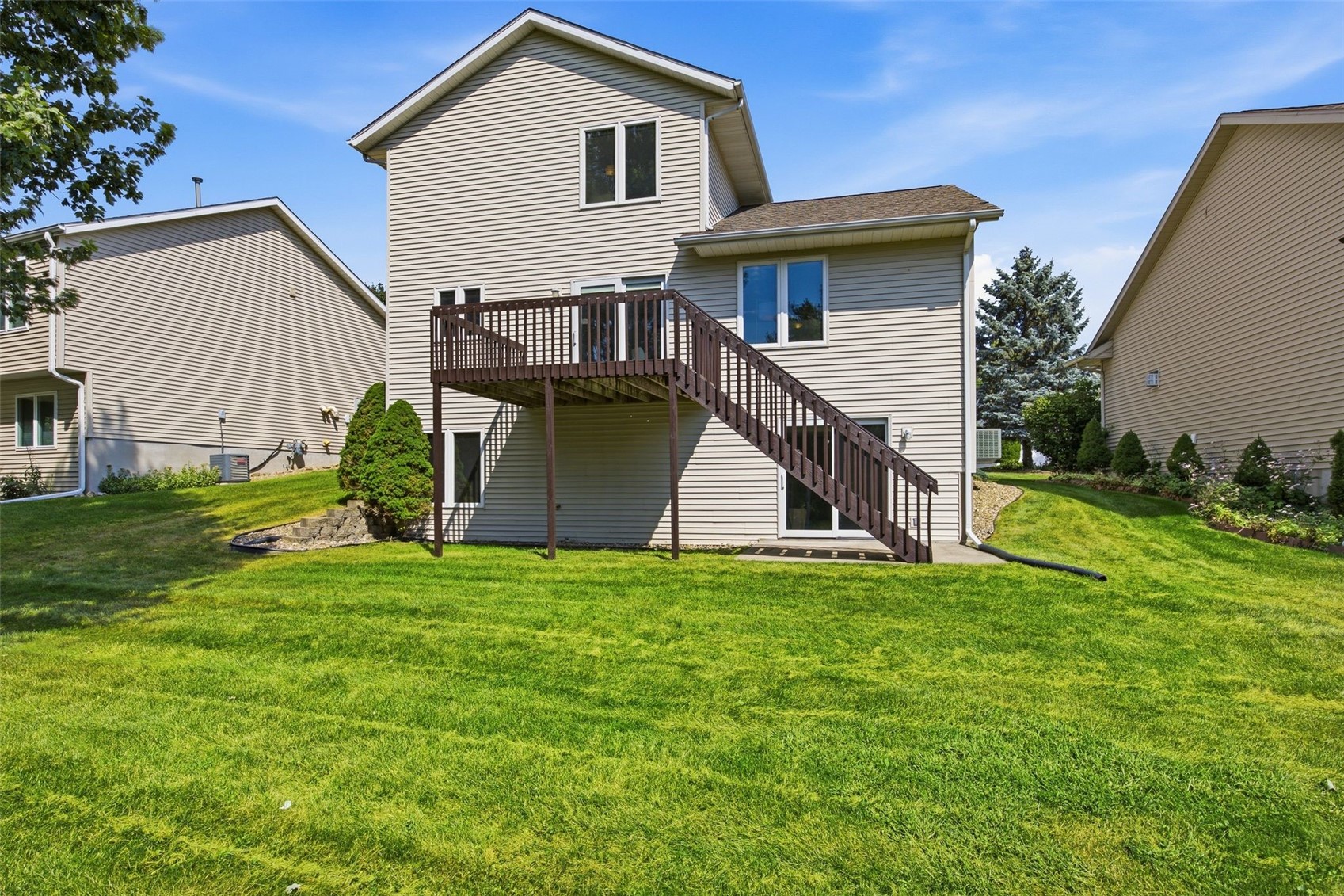 1748 Parkway Drive Coralville IA 52241