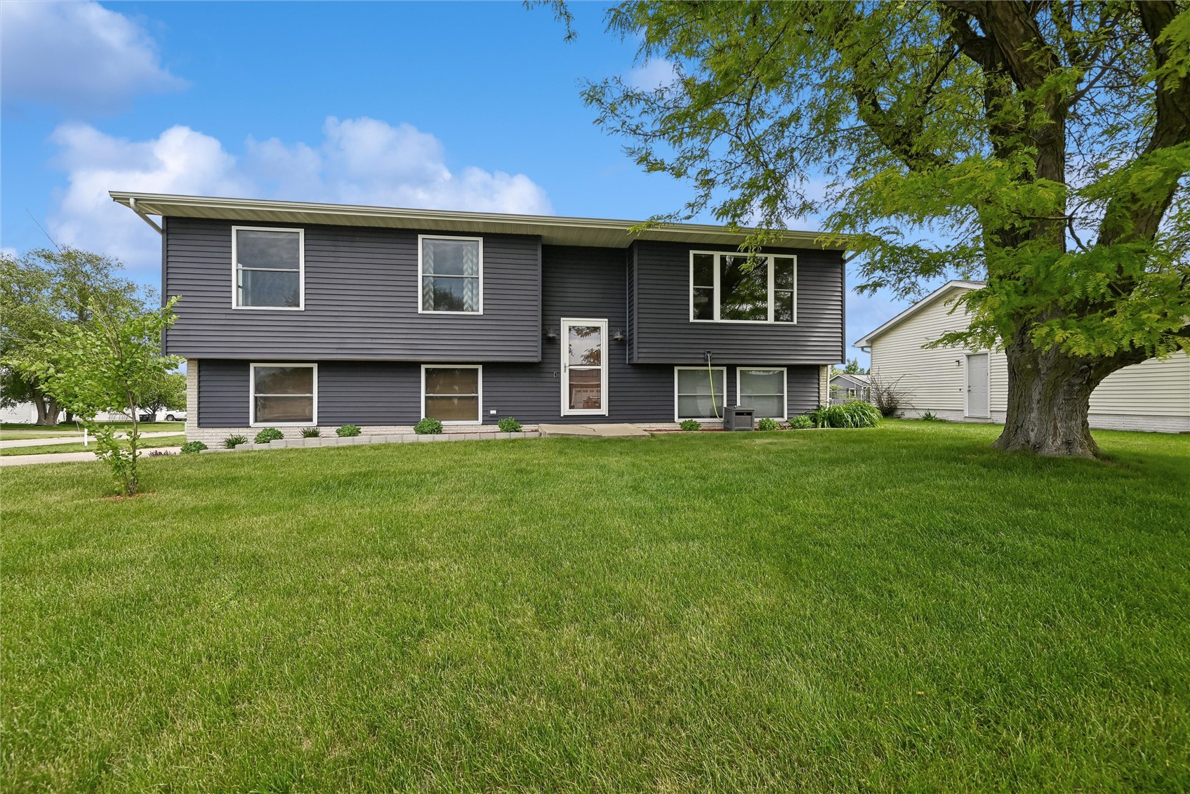 2200 A Avenue Marion IA 52302