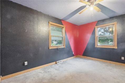 310 E 5th Street Tama IA 52339