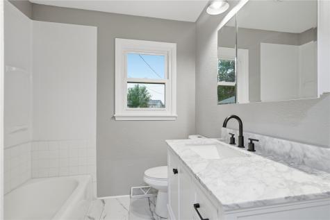 2525 Mcgowan Boulevard Marion IA 52302