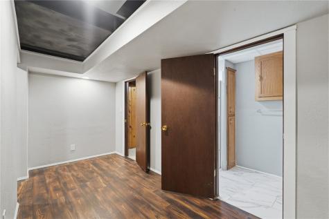 2525 Mcgowan Boulevard Marion IA 52302