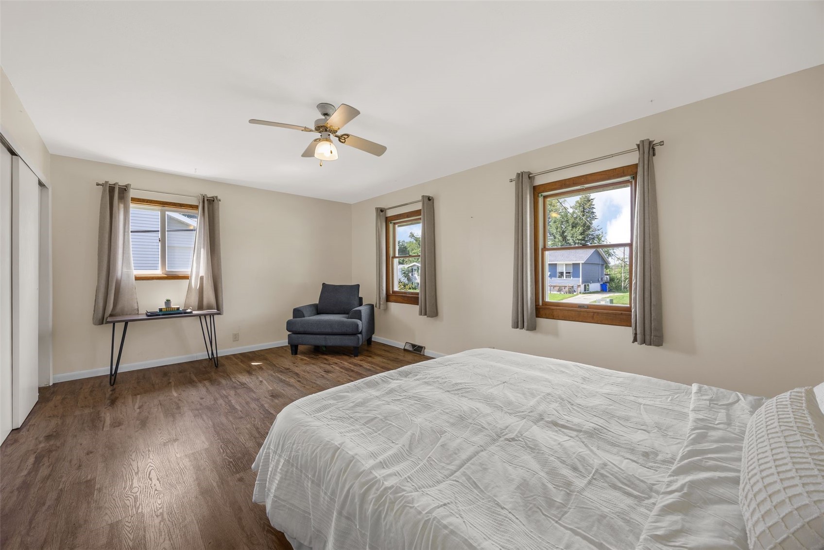 1433 Pawnee Drive NW Cedar Rapids IA 52405