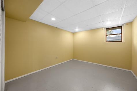 1433 Pawnee Drive NW Cedar Rapids IA 52405