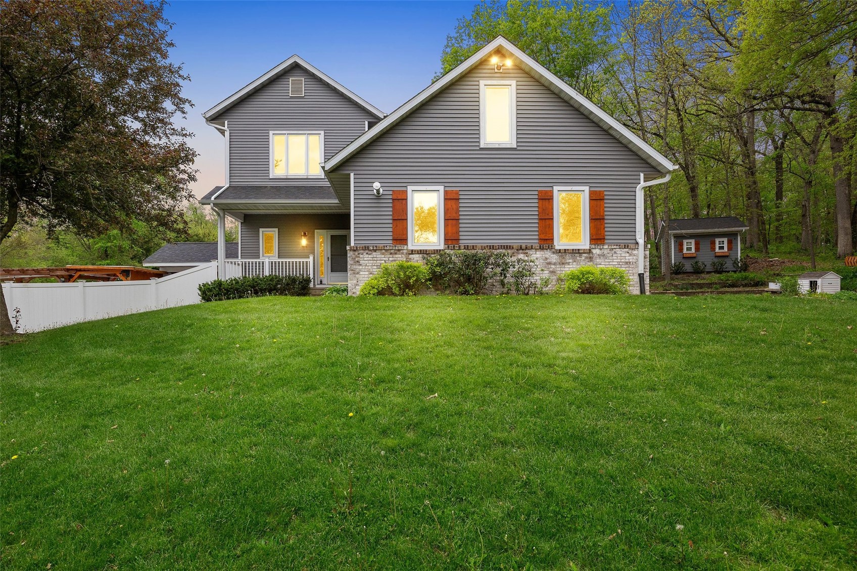 1432 Hickory Hollow Road NE Solon IA 52333