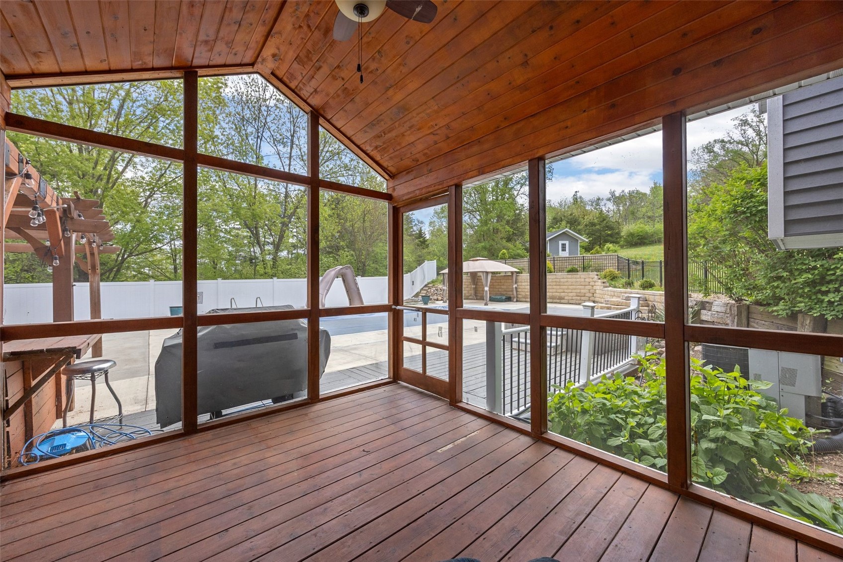 1432 Hickory Hollow Road NE Solon IA 52333