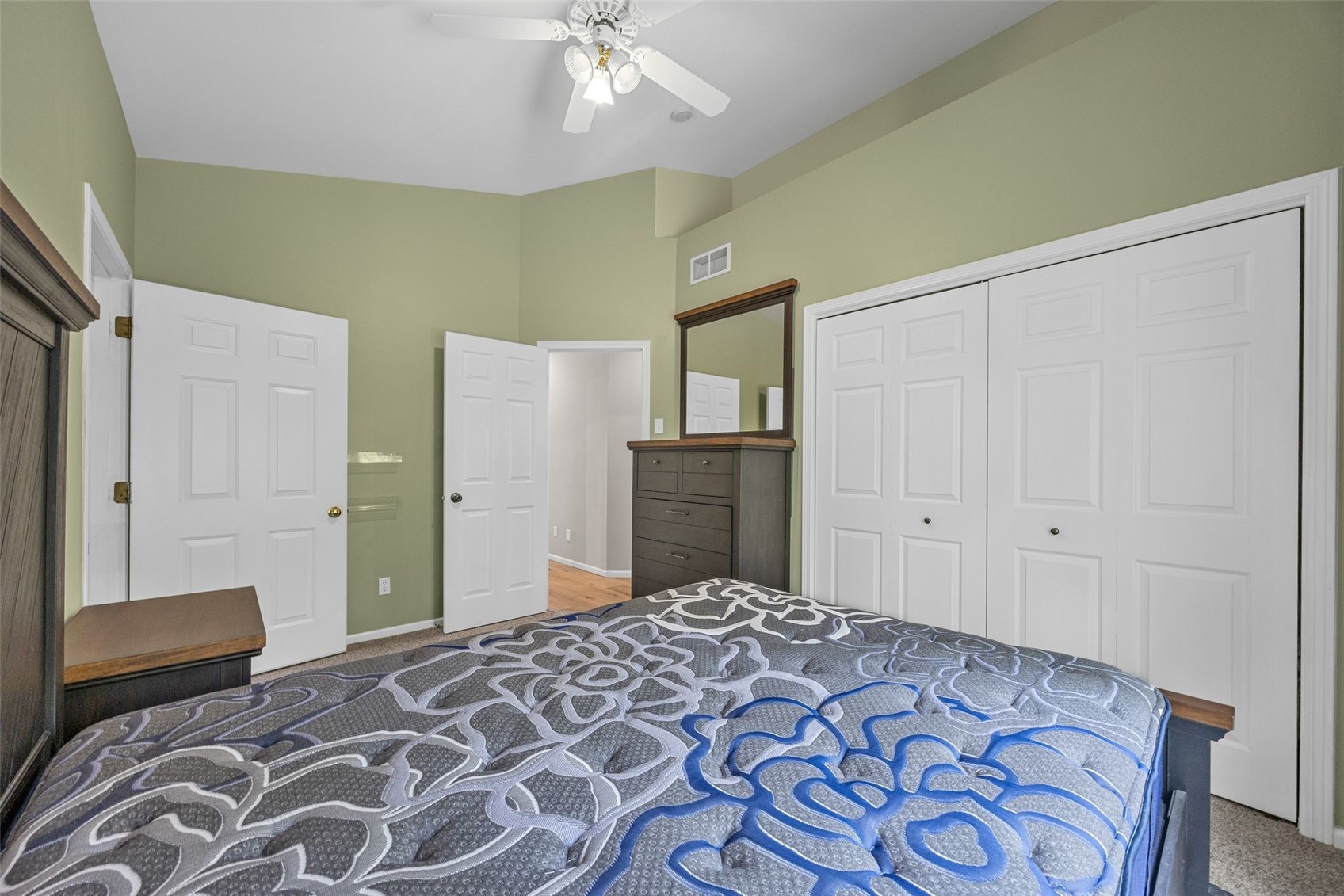 1432 Hickory Hollow Road NE Solon IA 52333