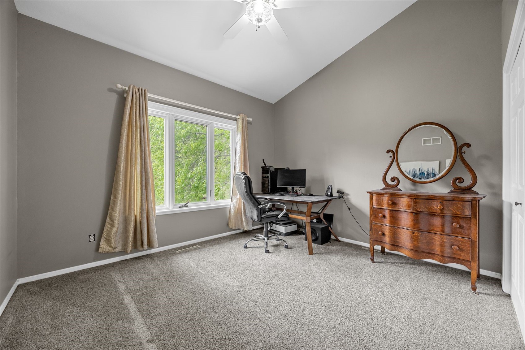 1432 Hickory Hollow Road NE Solon IA 52333