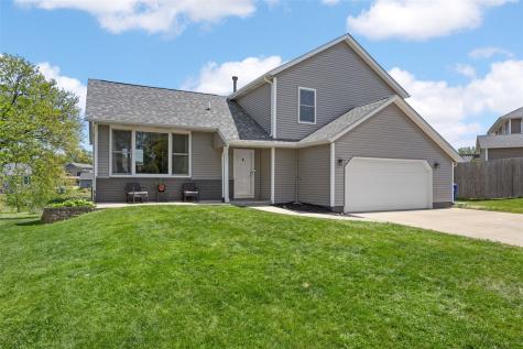 111 Stoney Creek Road NW Cedar Rapids IA 52405
