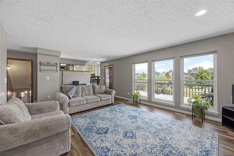 111 Stoney Creek Road NW Cedar Rapids IA 52405