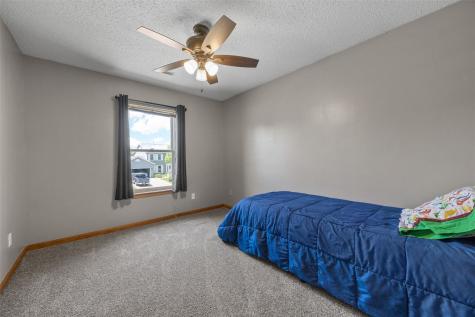 111 Stoney Creek Road NW Cedar Rapids IA 52405