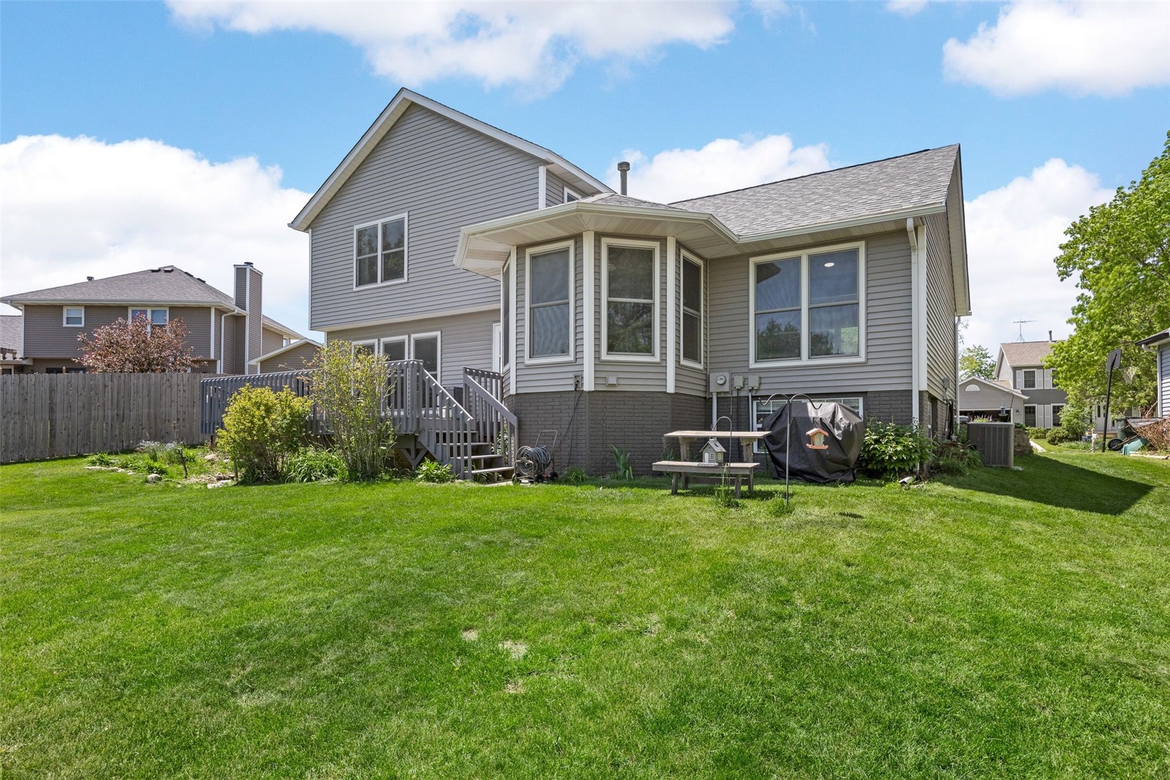 111 Stoney Creek Road NW Cedar Rapids IA 52405