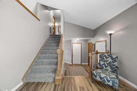 111 Stoney Creek Road NW Cedar Rapids IA 52405