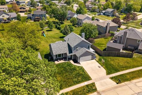 111 Stoney Creek Road NW Cedar Rapids IA 52405