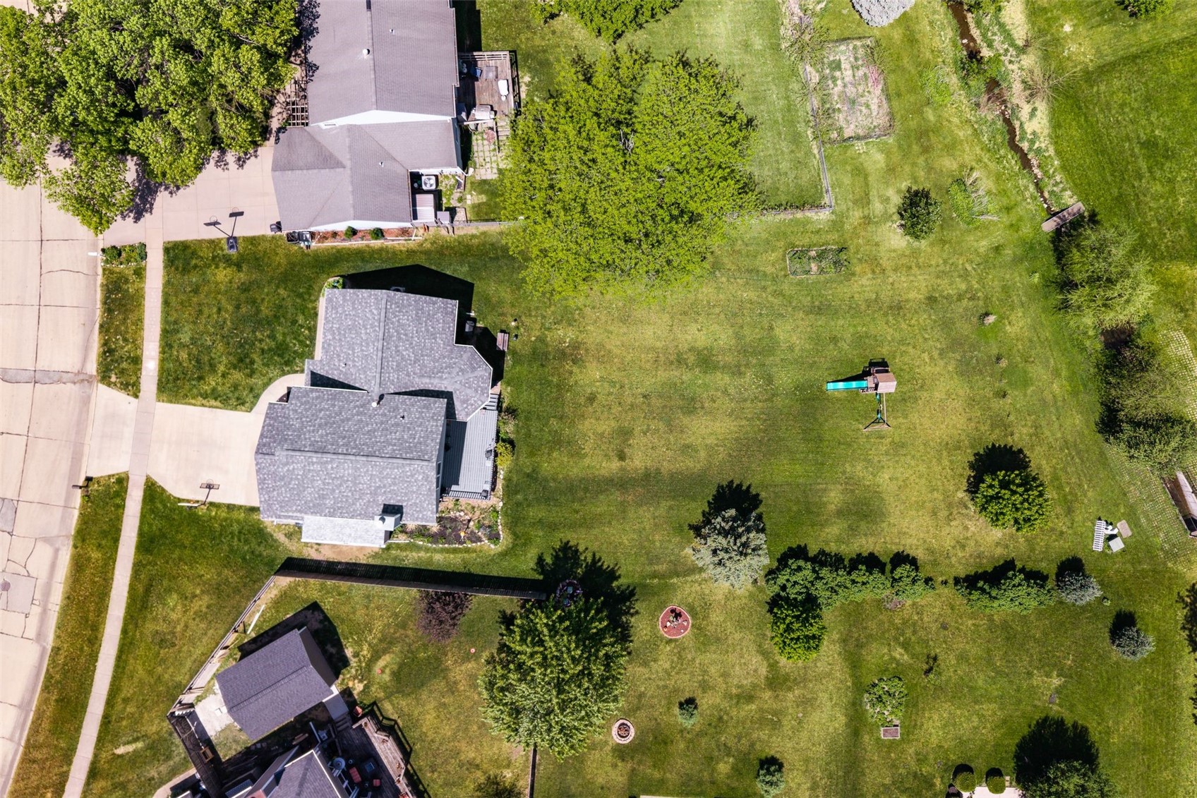 111 Stoney Creek Road NW Cedar Rapids IA 52405