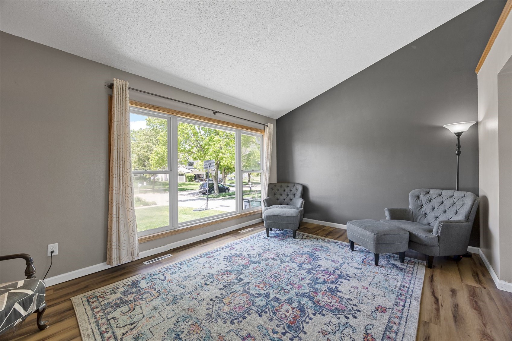111 Stoney Creek Road NW Cedar Rapids IA 52405