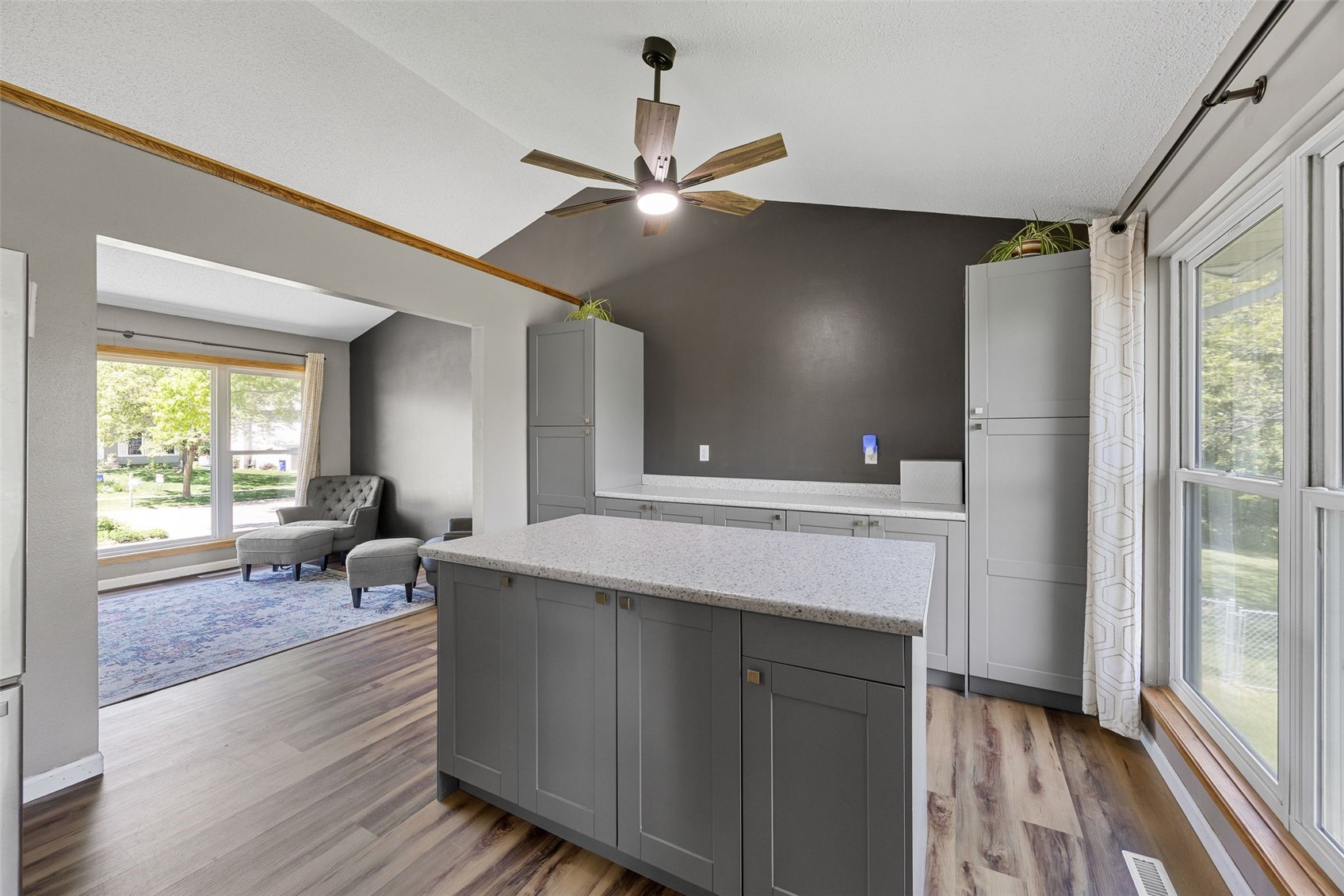 111 Stoney Creek Road NW Cedar Rapids IA 52405