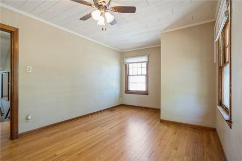 615 34th Street NE Cedar Rapids IA 52402