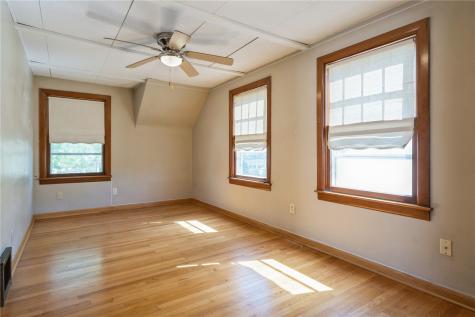 615 34th Street NE Cedar Rapids IA 52402
