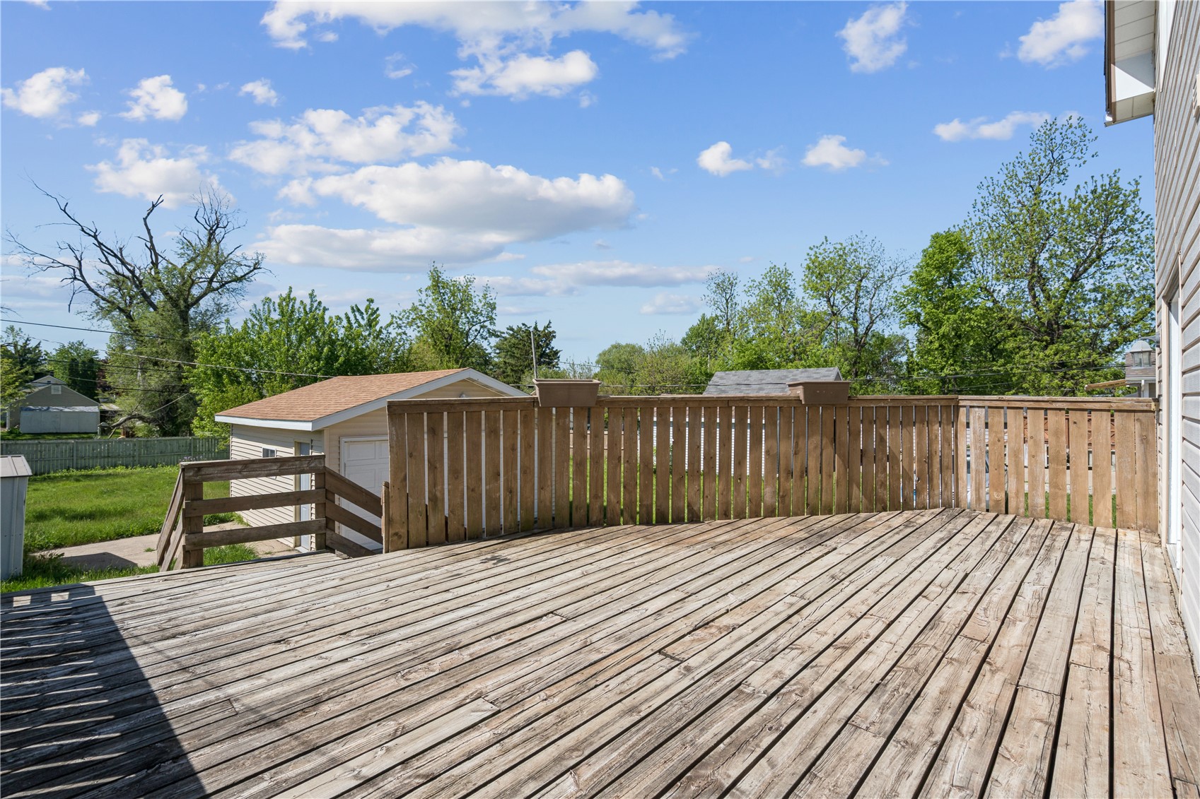 615 34th Street NE Cedar Rapids IA 52402