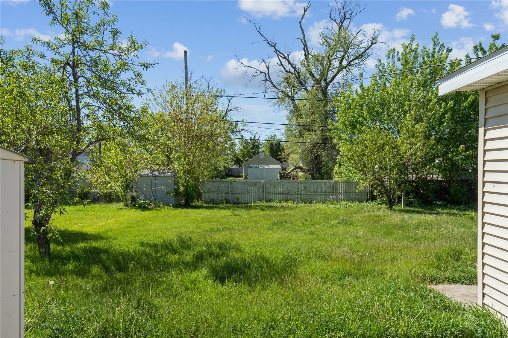 615 34th Street NE Cedar Rapids IA 52402