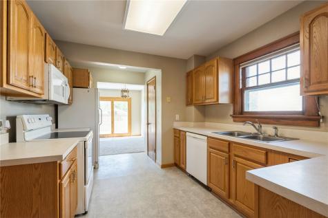 615 34th Street NE Cedar Rapids IA 52402