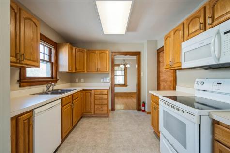 615 34th Street NE Cedar Rapids IA 52402