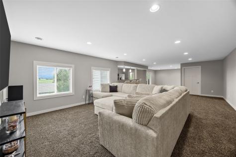 4812 Hay Field Court SW Cedar Rapids IA 52404