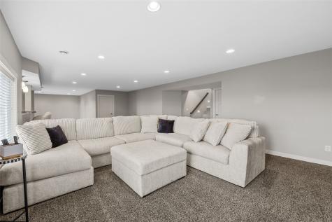 4812 Hay Field Court SW Cedar Rapids IA 52404