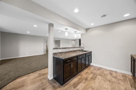 4812 Hay Field Court SW Cedar Rapids IA 52404
