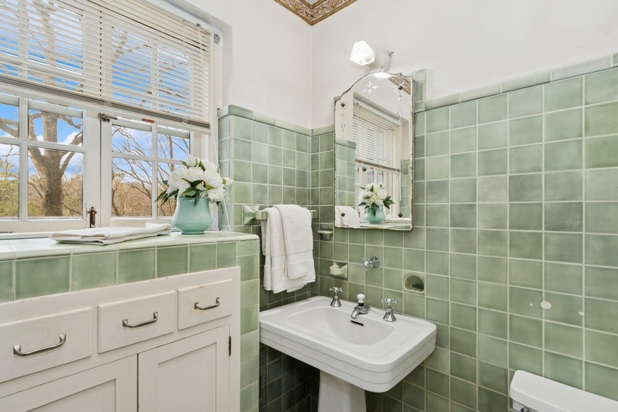 1818 N Dubuque Street Iowa City IA 52245