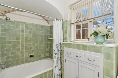 1818 N Dubuque Street Iowa City IA 52245